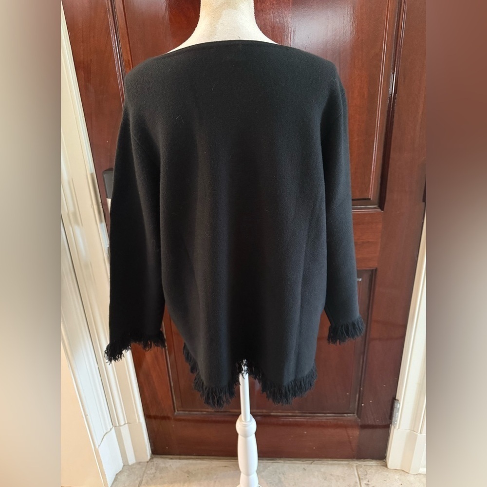 Joan Rivers ladies, long sleeve crewneck black sweater with fringe NWOT XL. - Picture 10 of 12